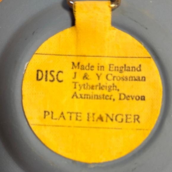 Wedgewood Blue and White Decorative Plate - Picture 4 of 4